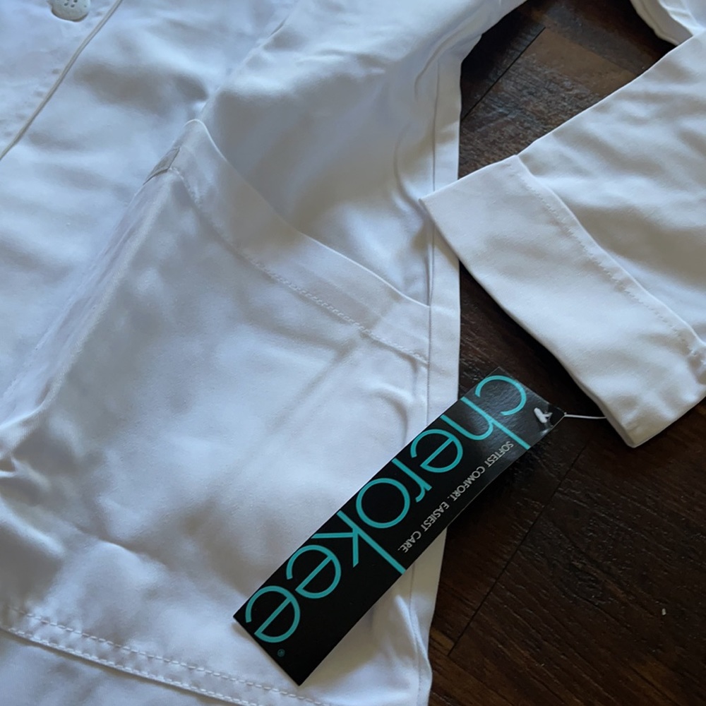 Cherokee Lab Coat - Picture 3 of 6